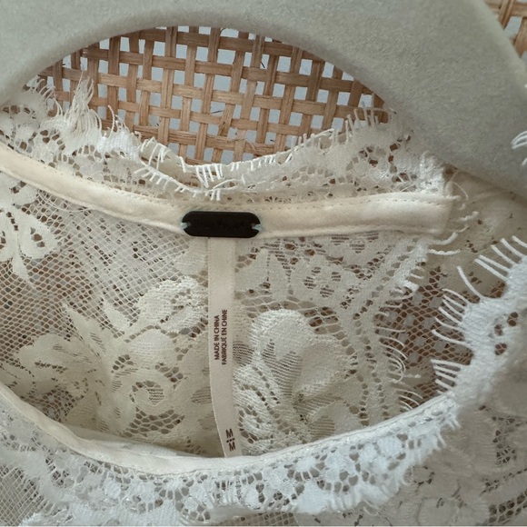 Free People Open Back Lace Sleeveless Top - Picture 3 of 4